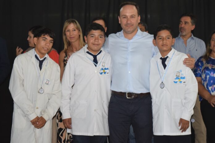 ALUMNOS DESTACADOS (11)