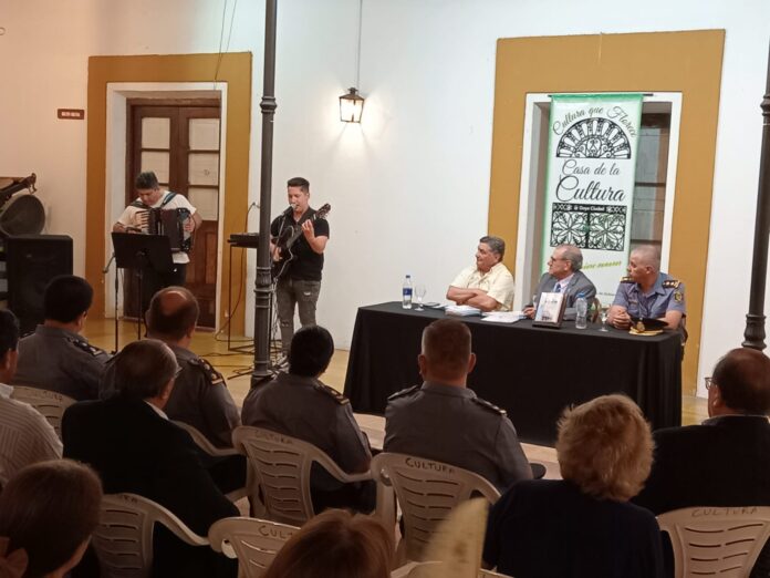 PRESENTACION LIBRO CASA DE LA CULTURA 4