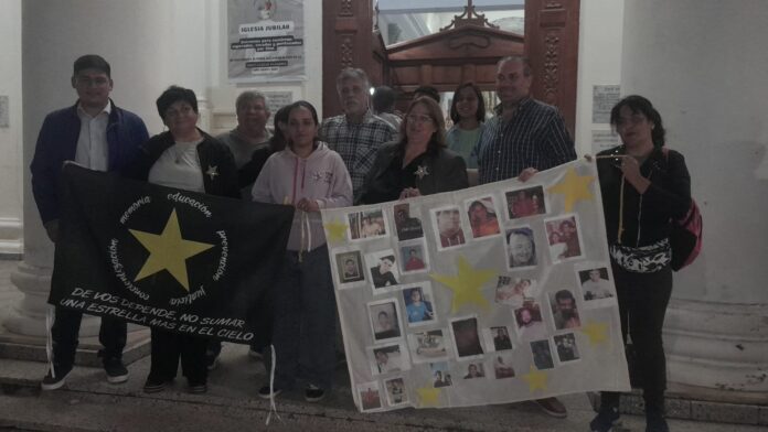 misa estrellas amarrillas (1)