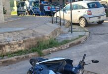 DOS MENORES HERIDOS TRAS CHOQUE ENTRE UN AUTO Y UNA MOTO