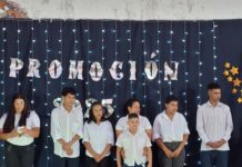 ACTO DE COLACIÓN DE ESCUELA PARA ADULTOS