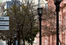 CÓMO PEDIR LA DEVOLUCIÓN DEL 30% DE IMPUESTOS POR GASTOS EN DÓLARES CON TARJETA EN EL EXTERIOR