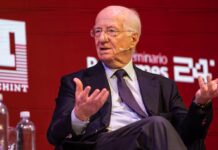 Milei volvió a arremeter contra Paolo Rocca: “¿Les parece normal pagar USD 4.000 la tonelada de tubos de acero cuando vale USD 1.400?