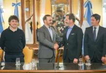 Valdés anunció la instalación de la primera fábrica de CLT del país