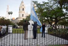 ACTO EN PLAZA MITRE Y SENTIDO HOMENAJE AL HÉROE GAUCHO MARTÍN MIGUEL GÜEMES EN EL 205° ANIVERSARIO DE SU PASO A LA INMORTALIDAD