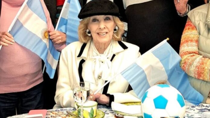 mirtha-legrand-2281692