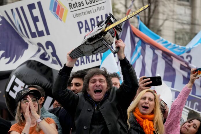 tras-la-jura-de-santilli-el-gobierno-reedita-los-ejes-de-campana-los-cambios-en-el-armado-y-el-discurso-electoral-ap-fotonatacha-pisarenko-archivo-QX3JPWBIEZNZGR7VH24EN5L42U