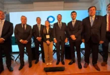 Valdés profundiza diálogo político con Milei y busca capitales en París