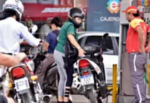 “Crotera” en Corrientes: “Casi nadie llena el tanque de una moto 110”