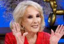 Mirtha Legrand reapareció con una foto en familia, a 12 días de recibir el alta, por el Día de la Madre