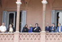 Milei reunió a su Gabinete, evitó hablar del triunfo de Lula, pero desafió: “Los argentinos elegirán entre el partido de la libertad vs. el del Estado y el pasado”